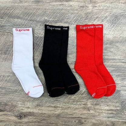 Red Supreme X hanes socks (4 pair)